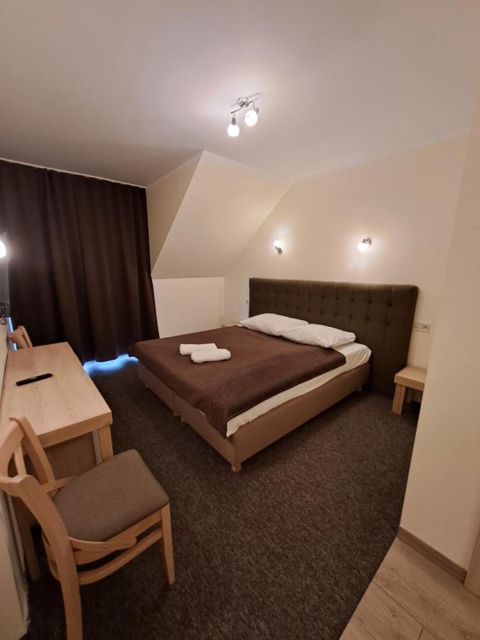 Dworek Staropolski Poznan Dış mekan fotoğraf